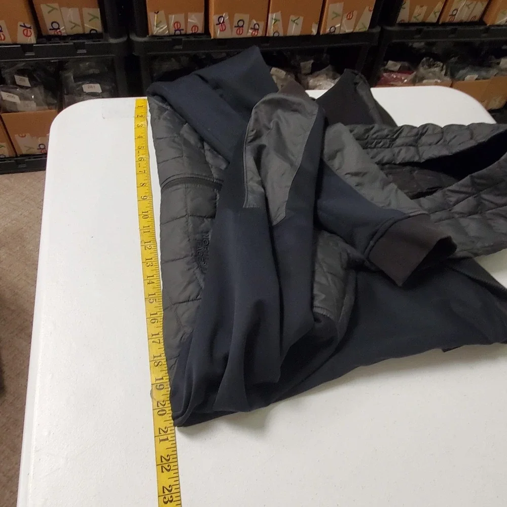 The North Face Mens Kilowatt Thermoball Hybrid Hoodie XL Puffer Jacket Gray